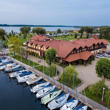 Hotel Ros Pisz Bagian luar foto