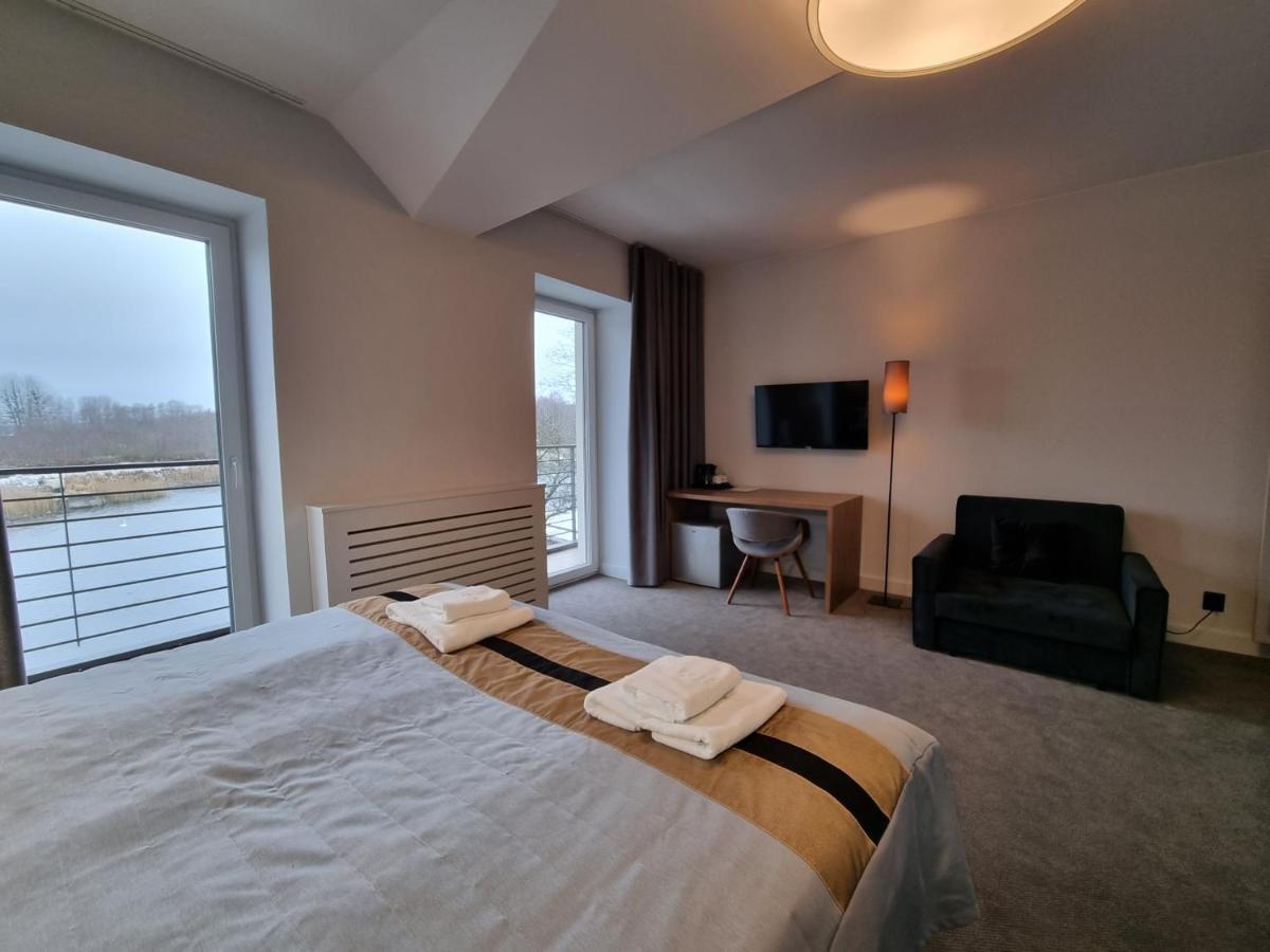 Hotel Ros Pisz Bagian luar foto